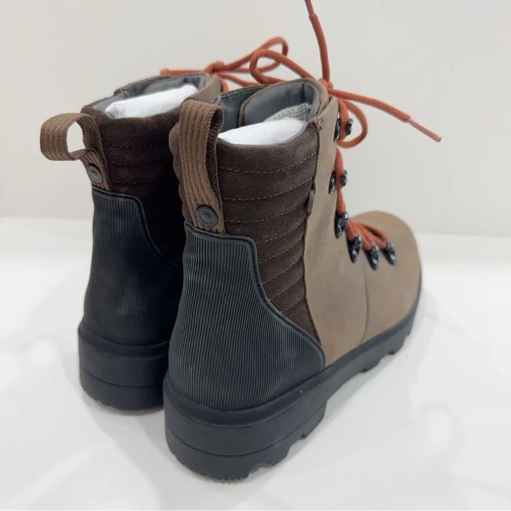 Bogs Women's Holly Lace Leather Waterproof Boots